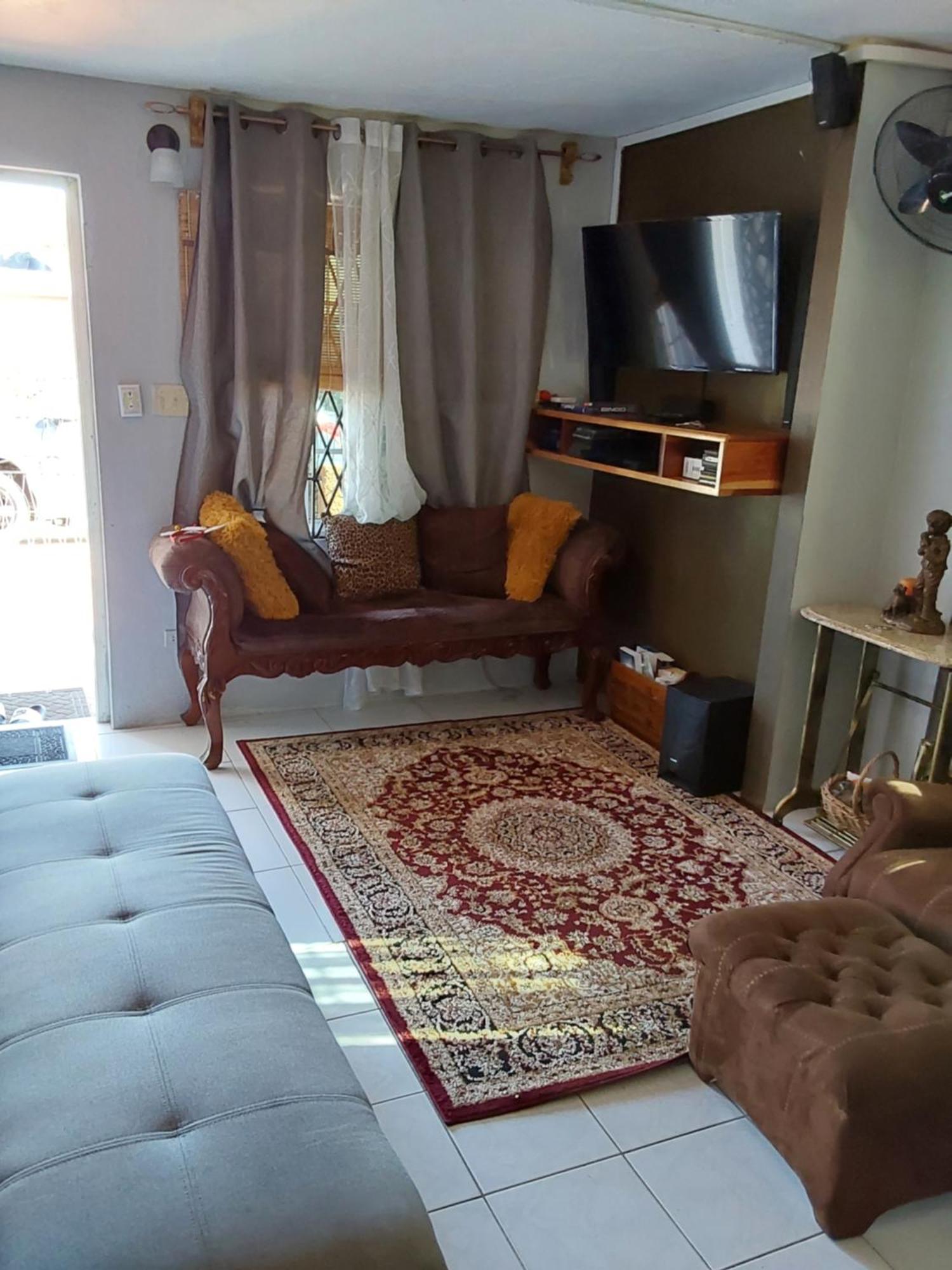 Zipcode Hideaway Guesthouse Portmore Ngoại thất bức ảnh